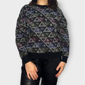 Vintage 1990s Tundra Canada “coogi style” Pullover Sweater